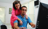 Brazzers Veronica Avluv Fix My Cunt-puter 29858 Veronica is having some alone time with her computer, and takes the chance to masturbate the way she... 
