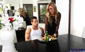 Naughty America Cameron Dee 33400 Gorgeous blonde Cameron Dee makes food for her boyfriends son so he is energized to fuck her pussy.
