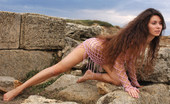 Met Art Maiya A Presenting Maiya by Goncharov 38321 Brunette with big hair and wide hips has great time outside.
