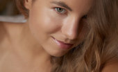 Met Art Altea B Zlato by Erro 45714 
