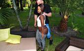 Round And Brown staxxx 60292 Amazing mega black booty ass gets fucked in the park in these hot outydoor fucking cumfaced mega pics
