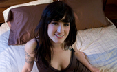  61830 Fucking Machines Amatuer Girl gets pussy and ass fucked by machines
