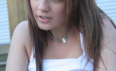  63734 Nikki Sims Who Doesnt Like Boobs