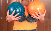 Scoreland Sharon Pink 65811 Bowling For Big Boobs
