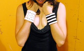  66401 Nude teen with attitude
