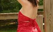  66429 Sexy teen in red dress

