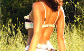  66616 Crissy Moran Cute Ass Bikini
