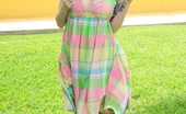 Ivy Snow 85493 In Her Dress Has A Masturbation Session In The Grass

