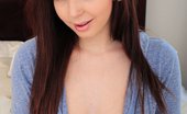 Ivy Snow 85573 Strips Off Her Hoodie And Masturbates Till She Cums

