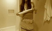 Ivy Snow 85596 Leaves Nothing To Imagination After Her Self Shot Sepia Shower Show
