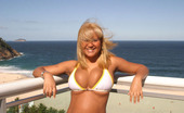 Mike In Brazil michelle 85848 Hottie from rio with huge knockers getting boned ridiculous
