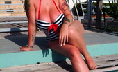 Dors Feline 87638 Alternative Model Sunbathing Outdoors
