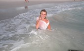 Nebraska Coeds 94301 053110christiebeachpart2 raventest4vid8pic 053110 christie beach part2 mpg 5
