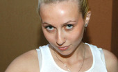 Fling.com 96084 Hot blonde babe looking for an internet fling here in these pics
