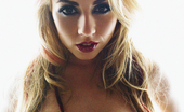 Lexi Belle 96248 Pornstar Costumed Like An Angel And Glowing
