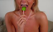 Spring Thomas Green Lollipop 98410 Strip Solo Masturbation Lollipop
