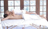 Massage Creep Hot white girl smooth massage 99032 Hot white girl smooth massage
