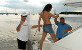 Captain Stabbin lisa 102291 Sexy beach girl bending her tight ass and shaved pussy on hot close up
