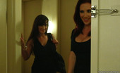 Tonight's Girlfriend Jayden Jaymes & Lisa Ann 104018 Sexy babee Jayden Jaymes and Lisa Ann meet their client for hot threesome.

