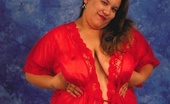 BBW Sex Videos 119163 Mature Dark Haired BBW Posing with Her Huge Belly
