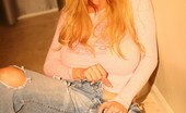 Rachel Aziani  123052 In Tight Jeans And Pink Shirt
