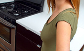 Cosmid.net Britt Phillips 127991 Naked In The Kitchen
