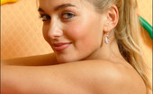 MPL Studios 128528 Lilya Hardbody
