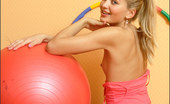 MPL Studios 128528 Lilya Hardbody
