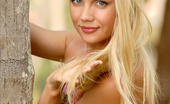 MPL Studios 128814 Sarah Monsoon
