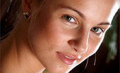 MPL Studios 129368 Heather Sweet Nothings

