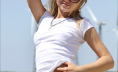 MPL Studios 129475 Tess Cliffside

