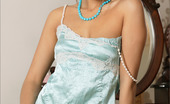 MPL Studios 130202 Tara Pretty Hoku
