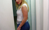 Gloryhole.com Jessica 130692 Blond Interracial Gloryhole Blowjob & Cumeating
