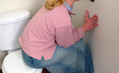Gloryhole.com Jamie 130727 Blond Brit Sucks Off Black In Bathroom Gloryhole
