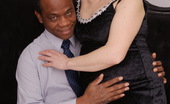 Mature.nl 140868 Pregnant Housewife Loving Her Black Lover
