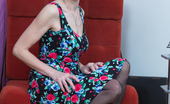 Mature.nl 140871 This Houseife Loves To Tease Before She Pleases
