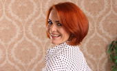 Mature.nl 140907 Hot MILF Playing With Herself
