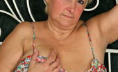 Mature.nl 140978 Chubby Mature Lady Feeling A Bit Naughty
