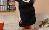 Mature.nl 141043 Chubby Mama Playing With Her Horny Boyfriend

