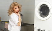 Mature.nl 141139 Blonde Mature Slut Doing Her Laundry
