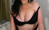 Mature.nl 141171 Big Mama Playing With Her Big Tits And Wet Pussy
