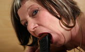 Mature.nl 141205 Horny Mature Lady And Her Dildo
