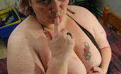 Mature.nl 141368 Big Mama Getting Very Naughty On Her Own
