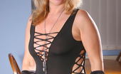 Mature.nl 141381 Horny Mama Getting Naughty And Wet
