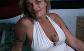 Mature.nl 141413 Horny Mature Slut Getting Nasty On Her Own Bed
