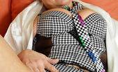Mature.nl 141450 Lonely Housewife Playing With Her Pussy

