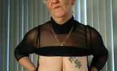 Mature.nl 141452 Tatooed Mom Playing With Herself
