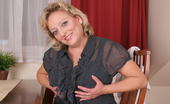 Mature.nl 141469 Chubby Mature Slut Showing Off Her Body
