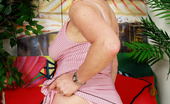Mature.nl 141484 Horny Mature Housewife Playing With Herself
