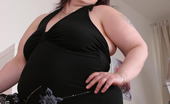 Mature.nl 141552 This Huge Mama Knows How To Please Herself
